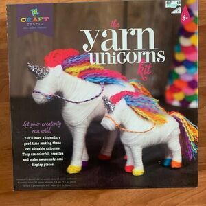 🐈NIP Craftastic Yarn Unicorns🐈